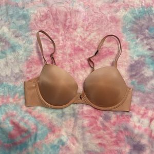 Victoria’s Secret Bra 36B - Love Cloud Push-Up Plunge